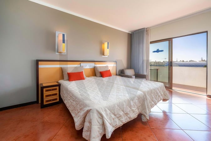 Apartment in Albufeira - view 1