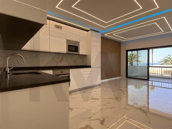 Apartment in Quarteira - view 1