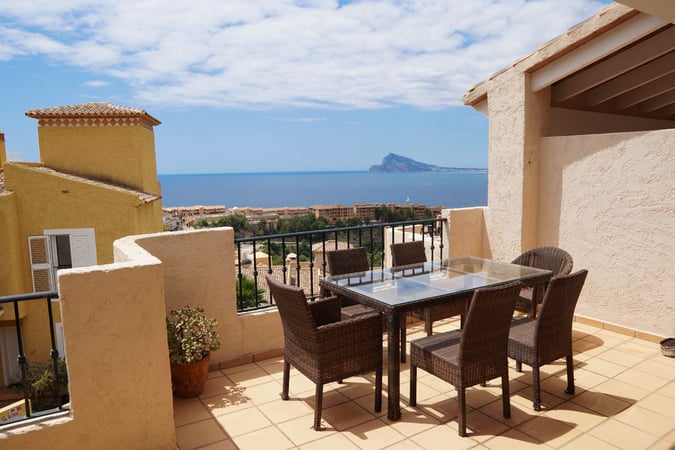 House in Calp - view 1