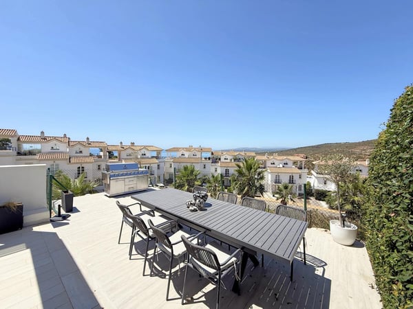 House in Manilva - view 1