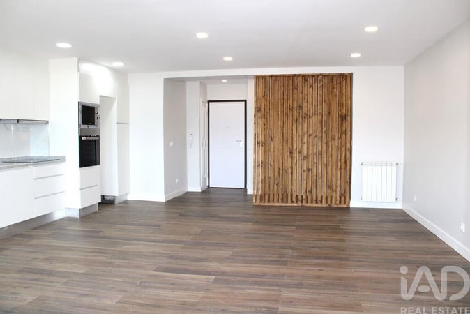 Apartment in Santa Maria Maior - view 1