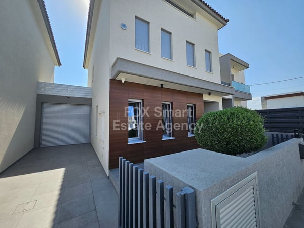 House in Kolossi - view 1