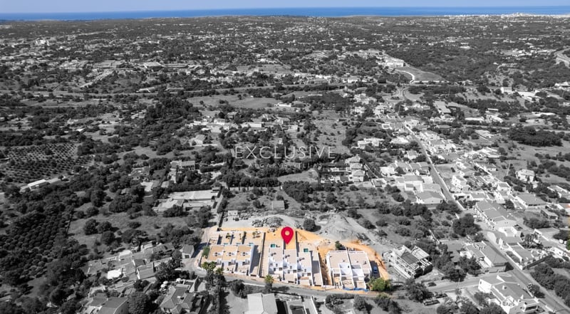 House in Vale Formoso - view 1