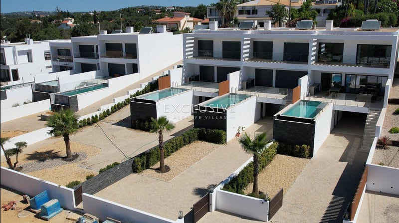 House in Vale Formoso - view 1