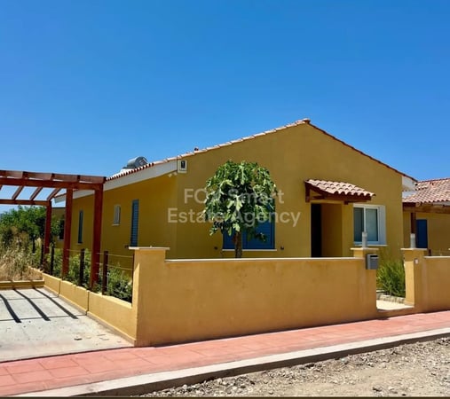 House in Polis Chrysochous - view 1