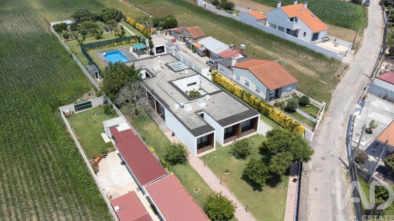 House in Valega - view 1