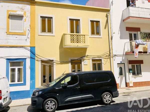 House in Nazare - view 1