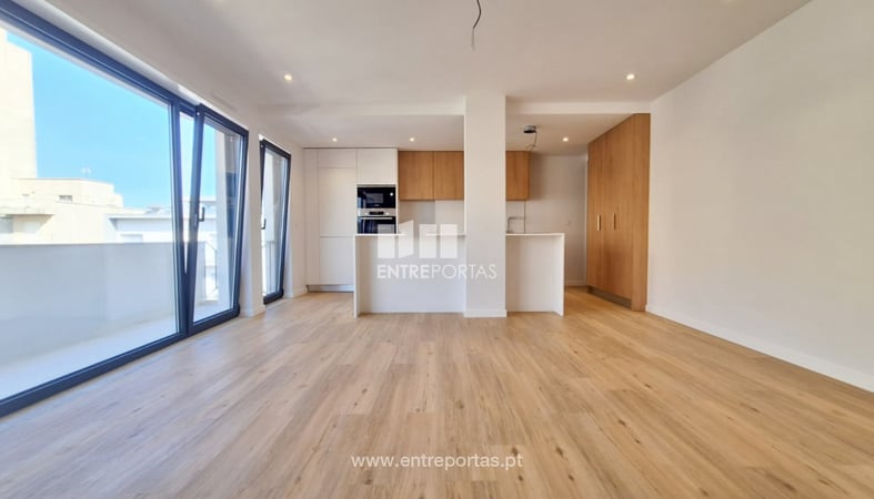 House in Povoa de Varzim - view 1