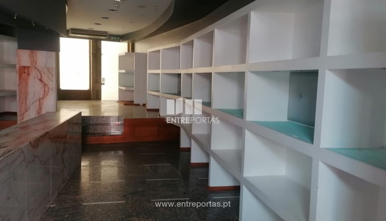 House in Povoa de Varzim - view 1