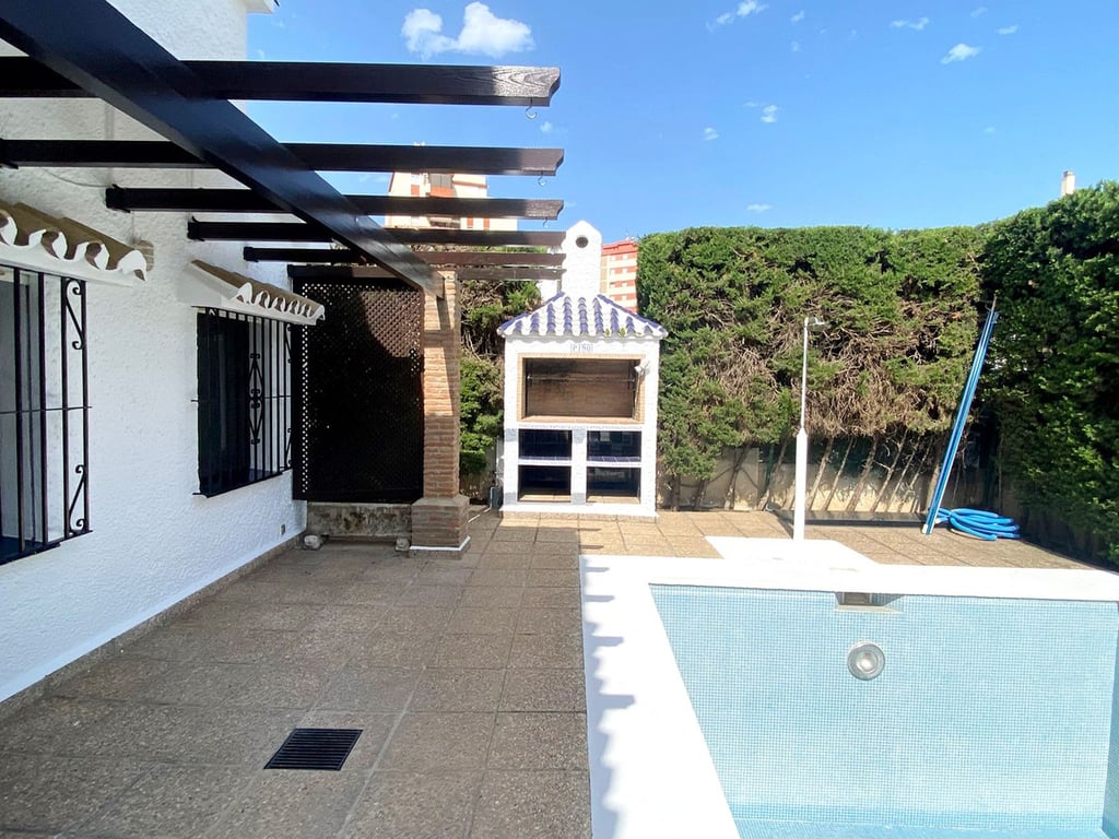 House in Fuengirola - Image 2