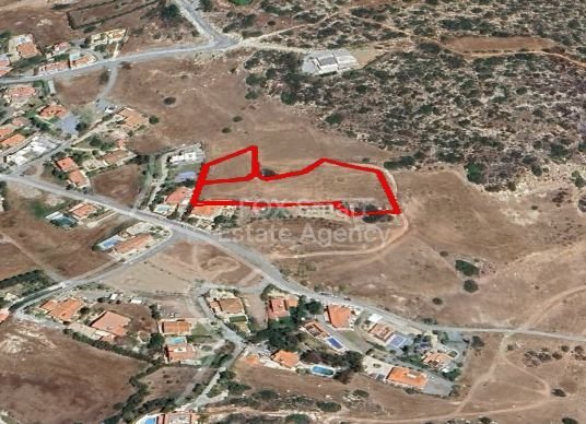 Land in Parekklisha - view 1