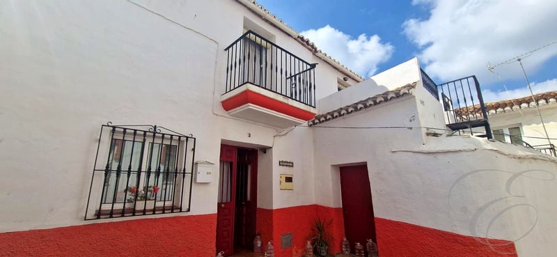 House in Benamargosa - view 1