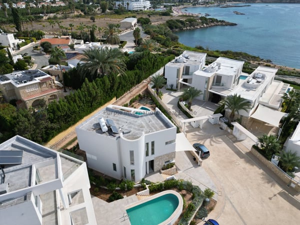 House in Pegeia - view 1