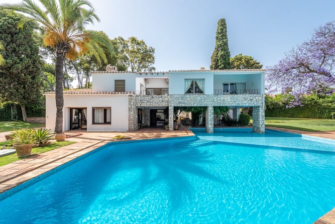Villa in Marbella - view 1