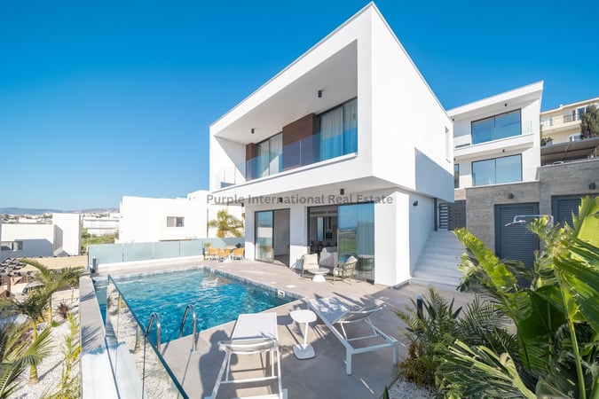 House in Chlorakas - view 1