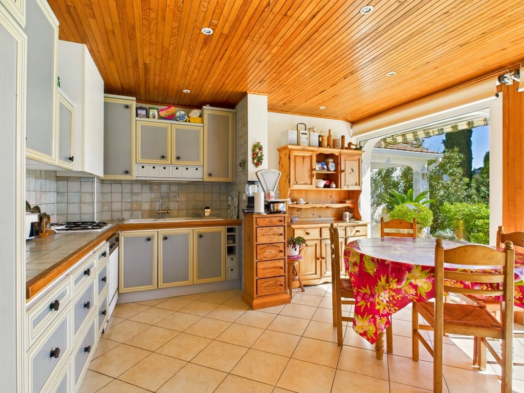 House in Saint-Sylvestre-sur-Lot - Image 2