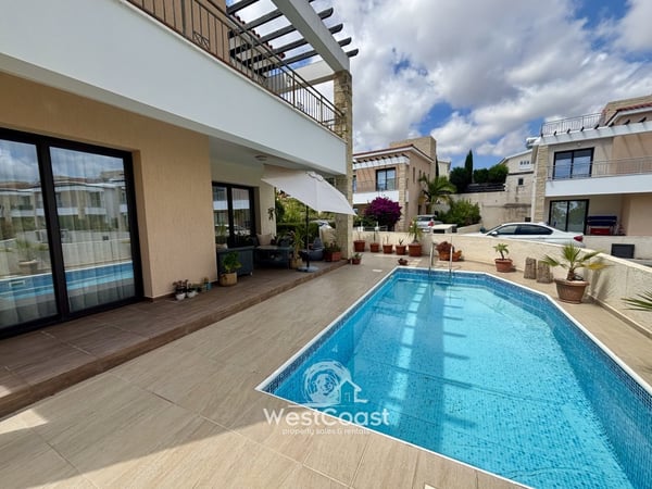 House in Pegeia - view 1