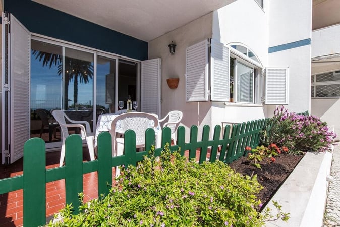 Apartment in Cascais - view 1