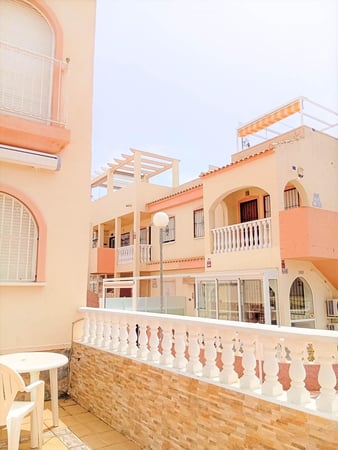 Apartment in Urbanizacion los Balcones - view 1