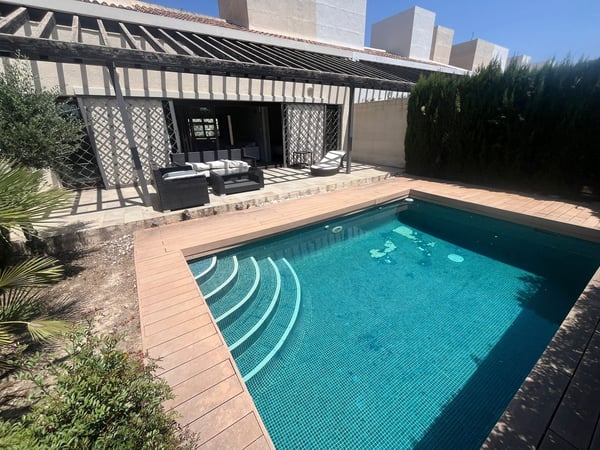 Villa in Sucina - view 1