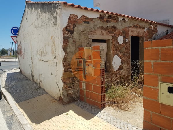 Villa in Vila Real de Santo Antonio - view 1