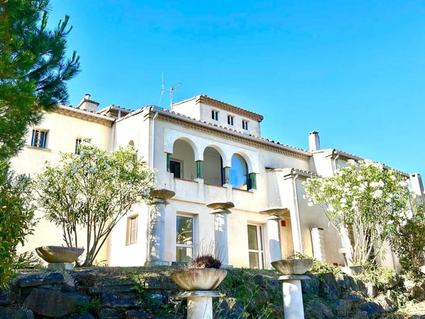 House in Carcassonne - view 1