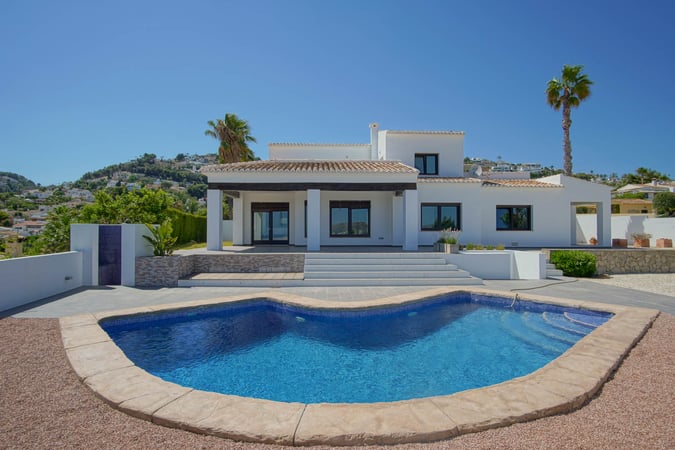 Villa in Moraira - view 1