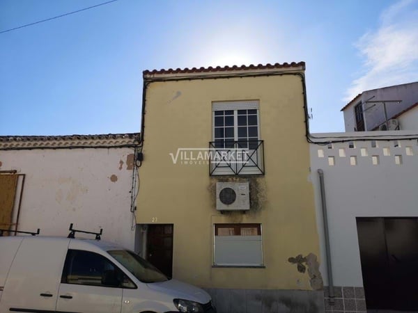 Villa in Ferreira do Alentejo - view 1