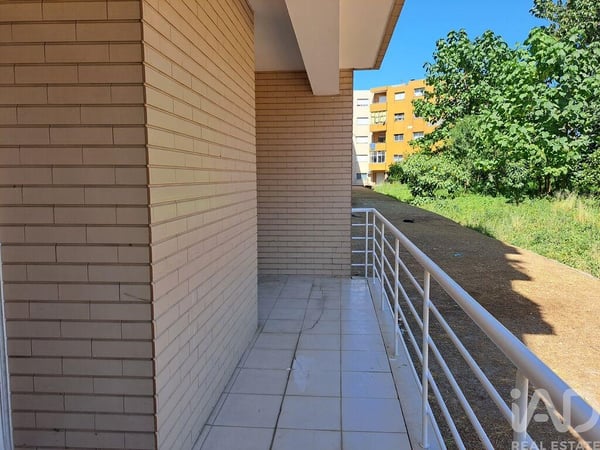 Apartment in Rio Tinto - view 1