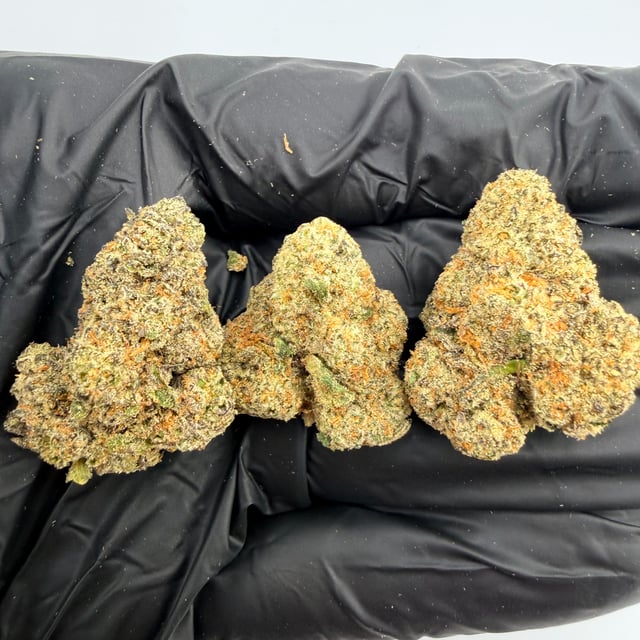 Brain Freeze THCa flower nug
