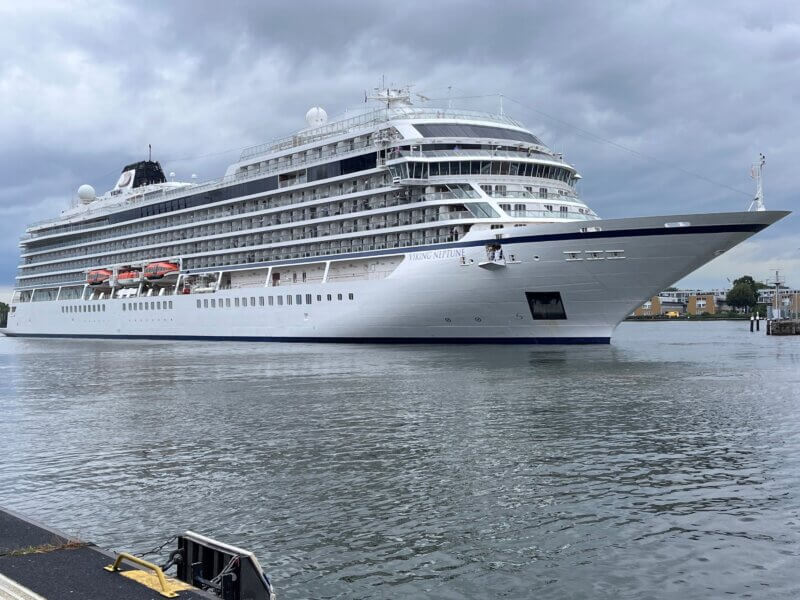 Viking Neptune
