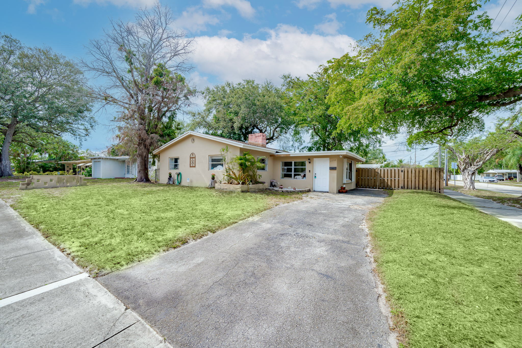 2750 N 67th Ave, Hollywood — real estate photography by Digilux HD