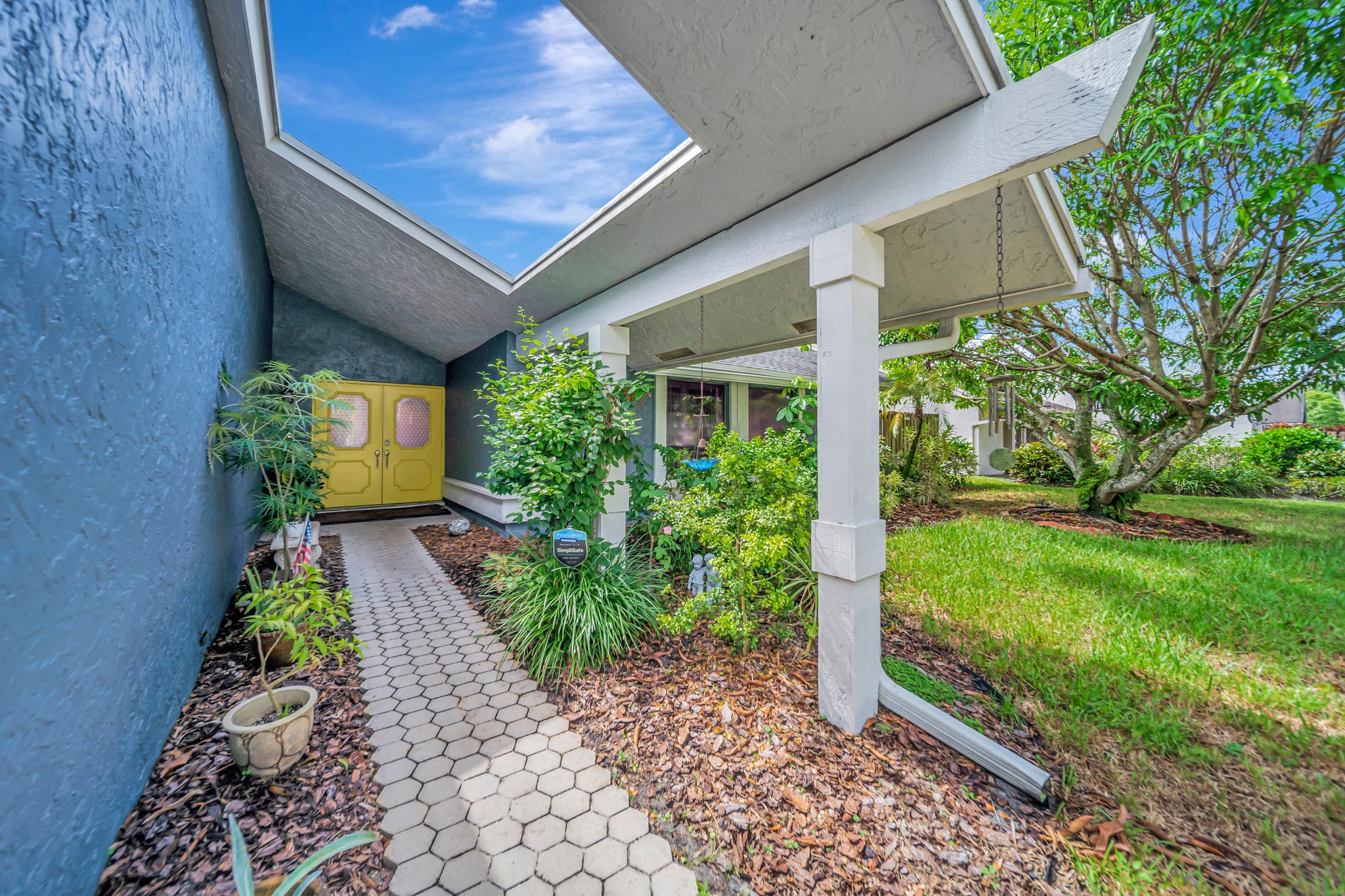 E Plantation Cir, Plantation — real estate photography by Digilux HD