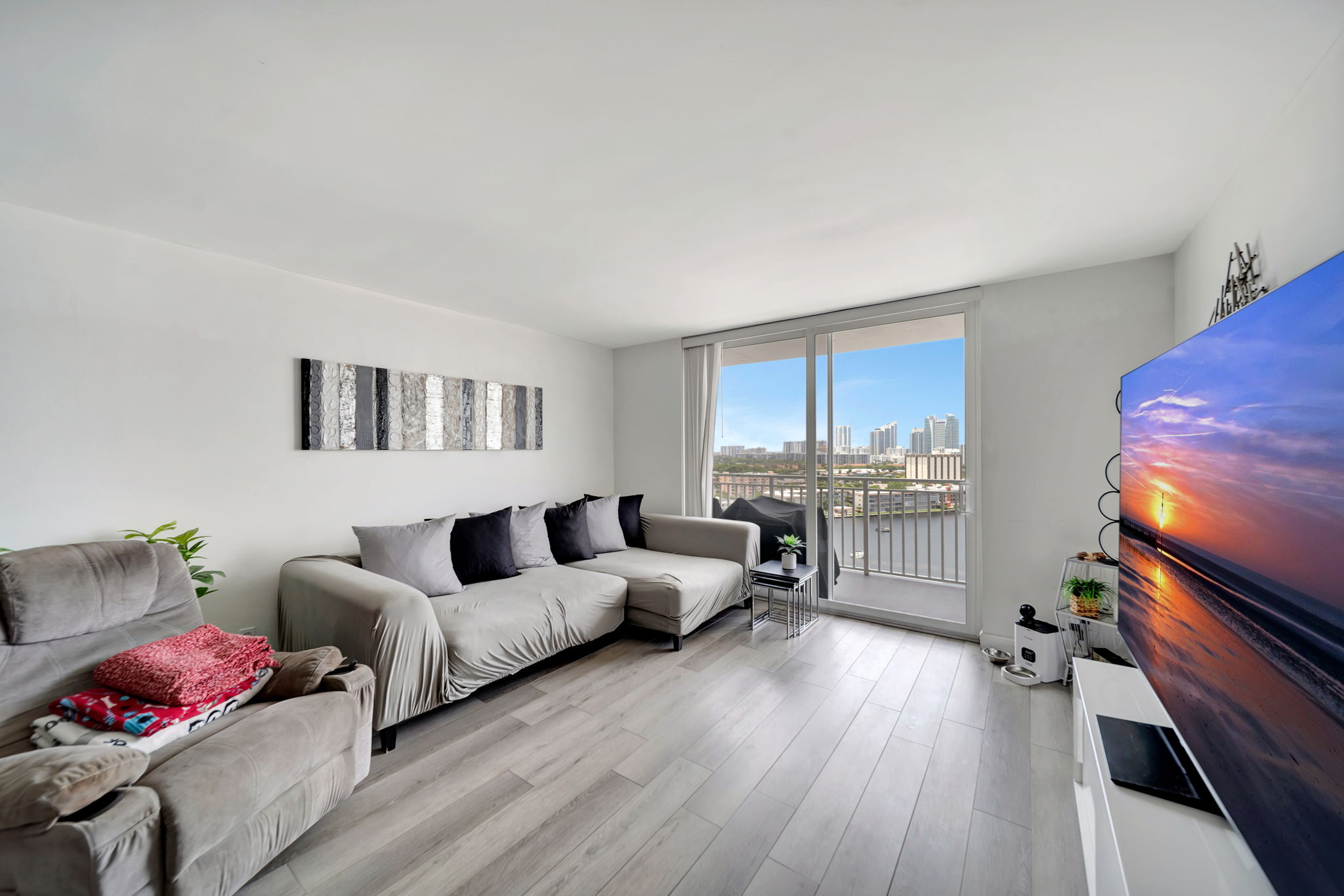 Golden Isles Dr, Hallandale Beach — real estate photography by Digilux HD