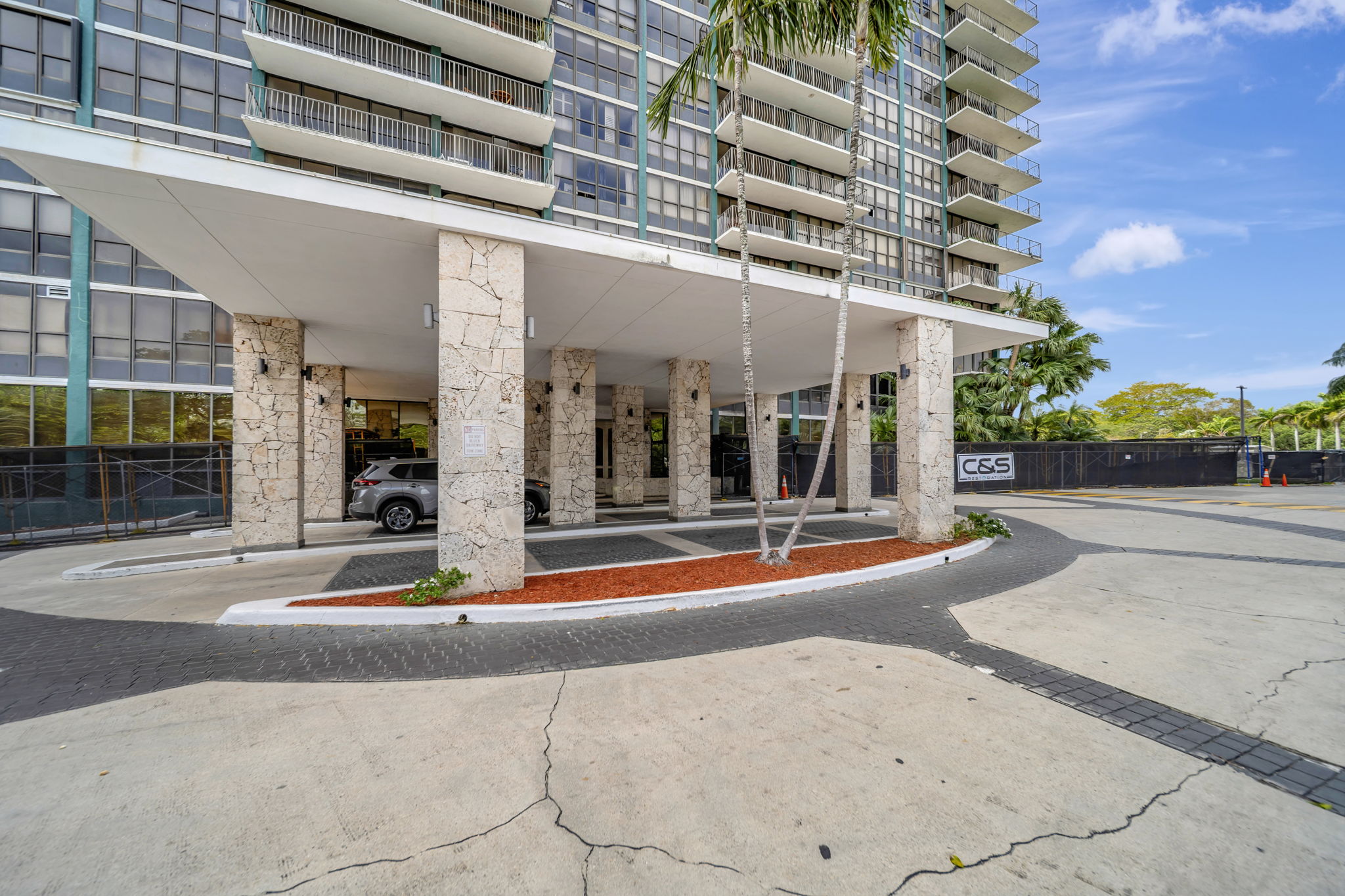 780 NE 69th St 808, El Portal — real estate photography by Digilux HD