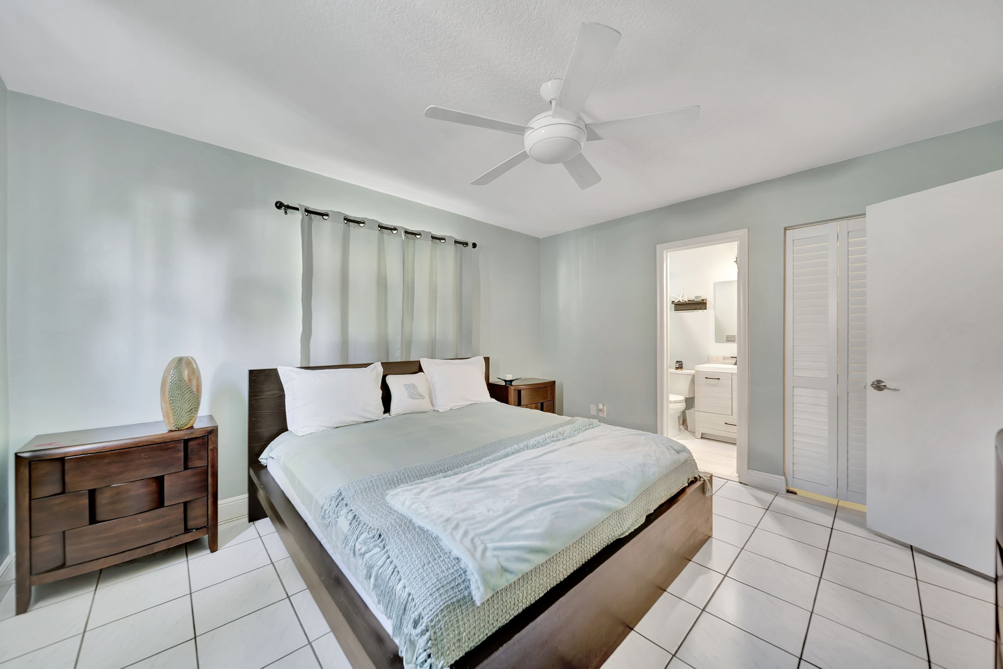 SE 5th St, Dania Beach — real estate photography by Digilux HD