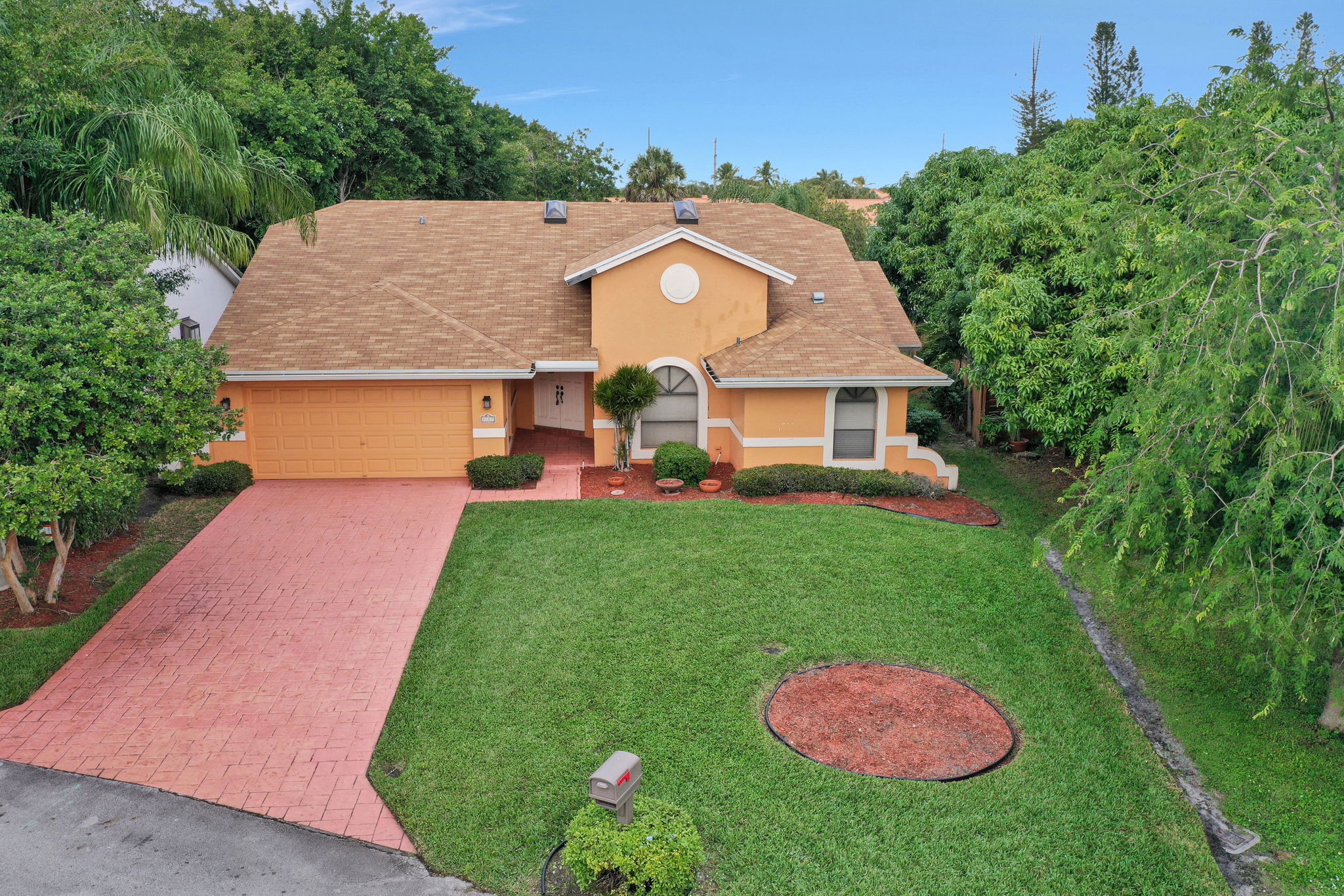 Environ Blvd, Lauderhill — real estate photography by Digilux HD
