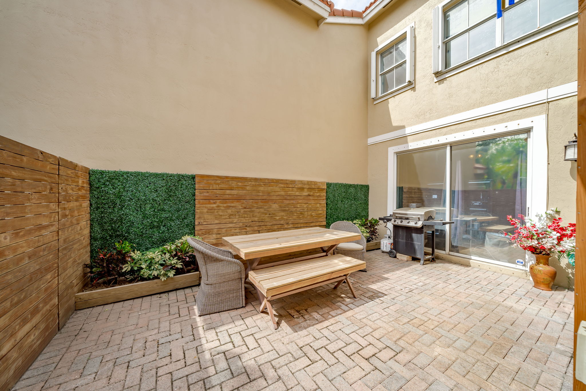 1770 Yellowheart Way, Hollywood — real estate photography by Digilux HD