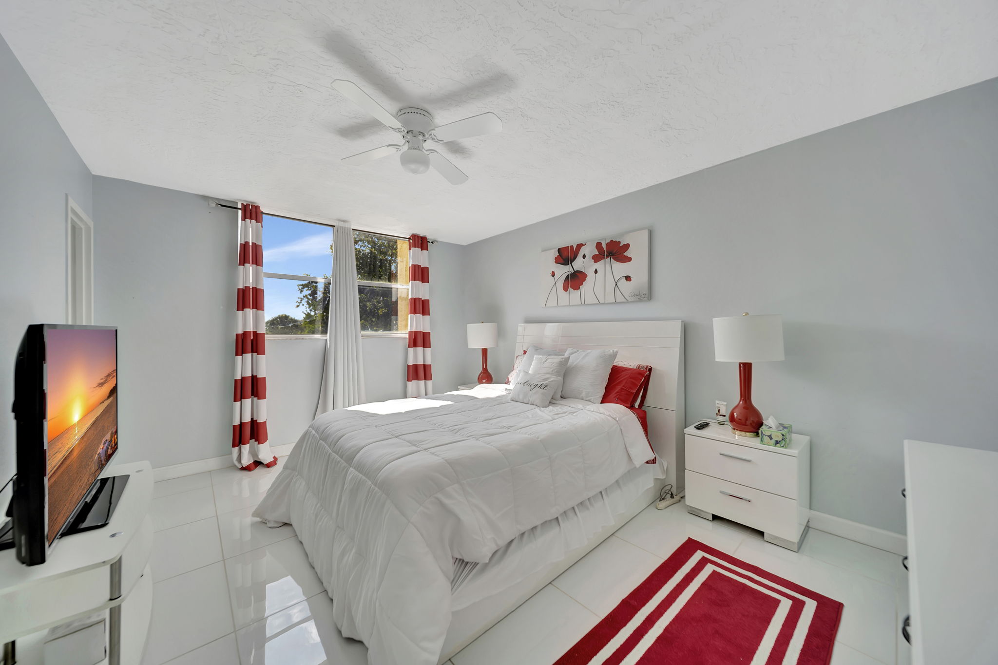 Somerset Dr, Lauderdale Lakes — real estate photography by Digilux HD