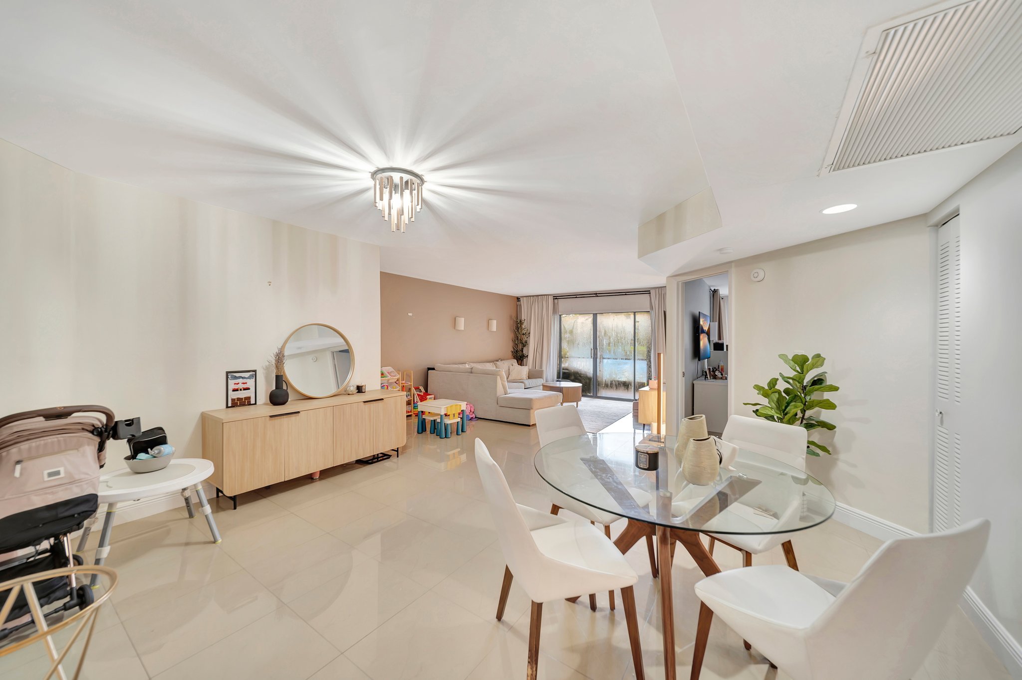 Hammock Blvd, Coconut Creek — real estate photography by Digilux HD