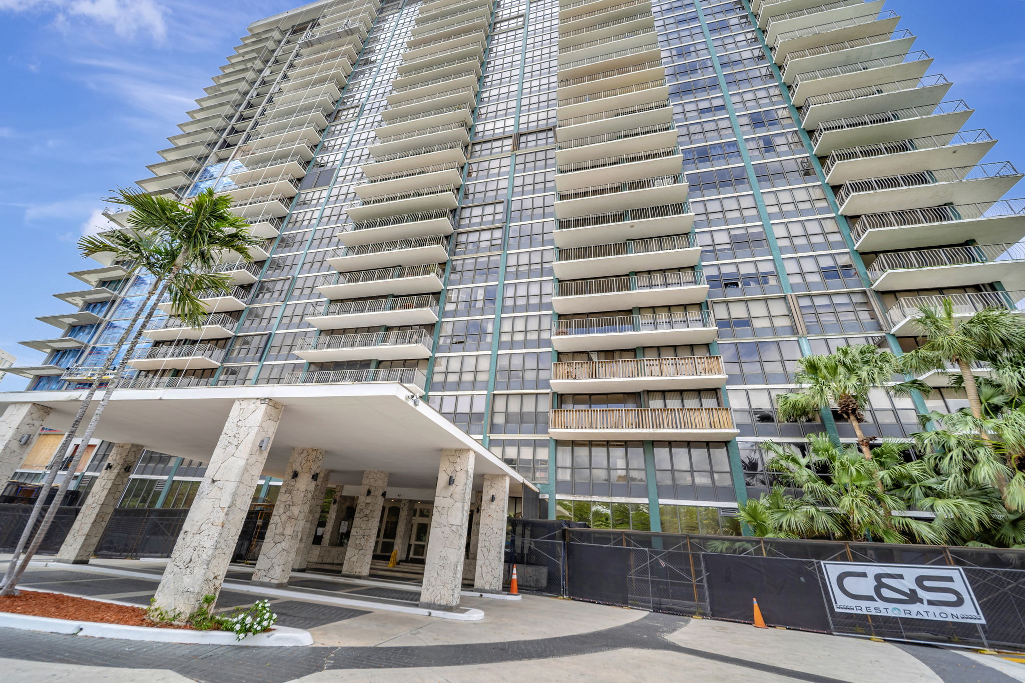 780 NE 69th St 808, El Portal — real estate photography by Digilux HD