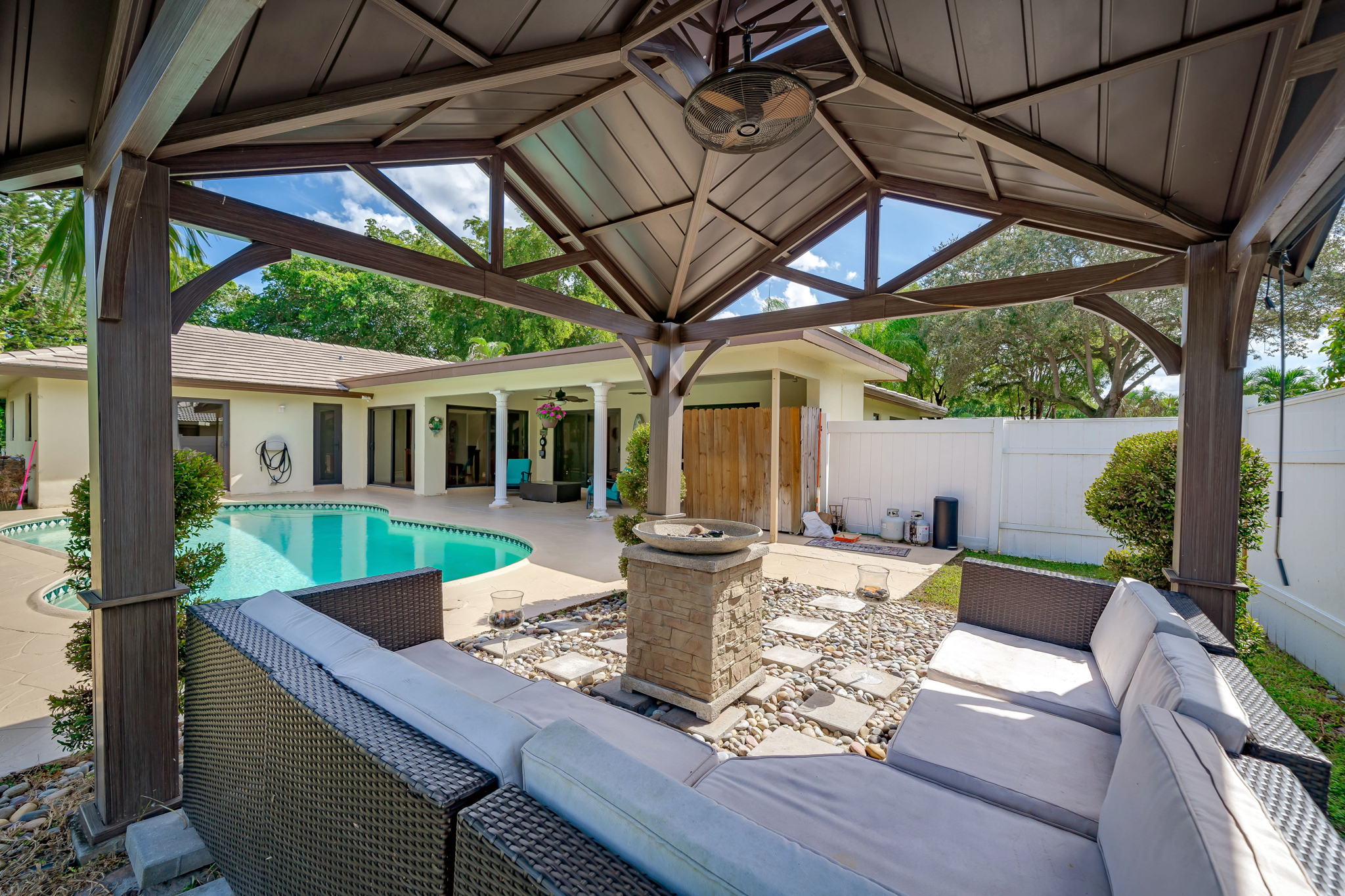 NW 18th St, Coral Springs — real estate photography by Digilux HD