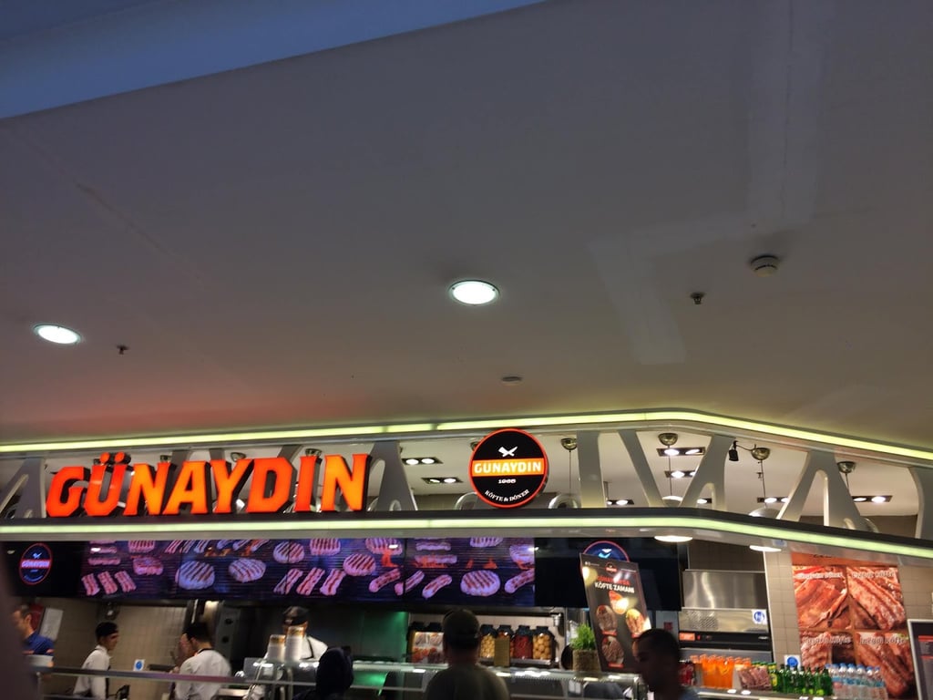 Günaydın Köfte & Döner Akmerkez