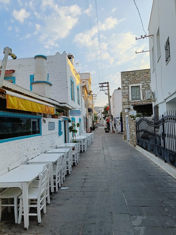 Kalamare Restaurant