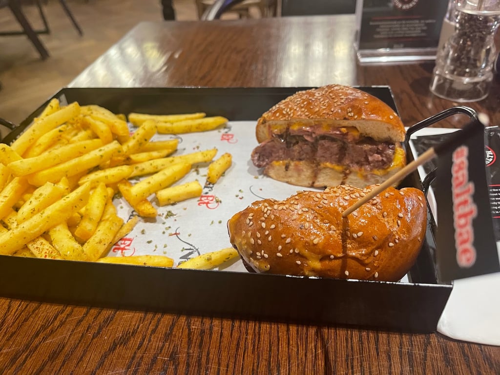 Saltbae Burger Kanyon