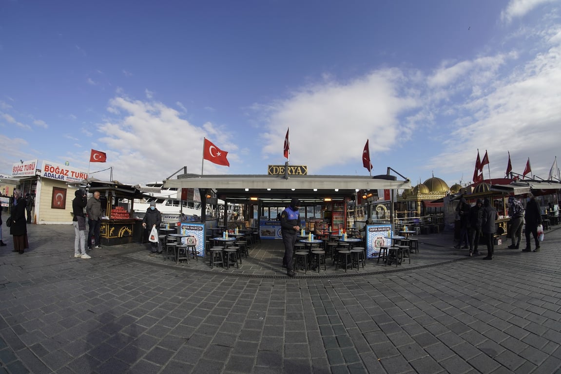 Tarihi Eminönü Derya Balıkçısı 1945