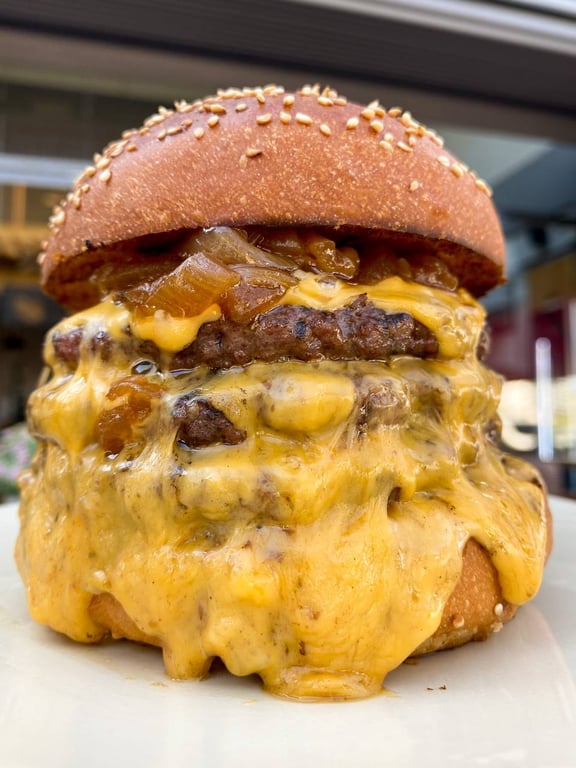 ORA’S STEAK & BURGERS