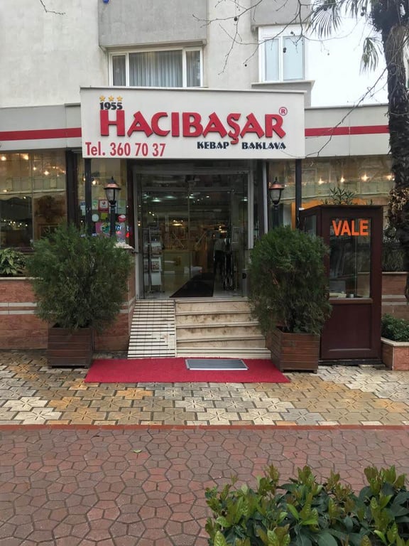 Hacıbaşar Kebap & Baklava Göztepe