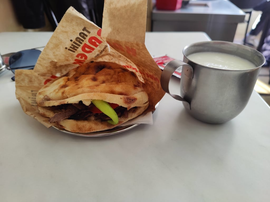 Karadeniz Döner Asım Usta