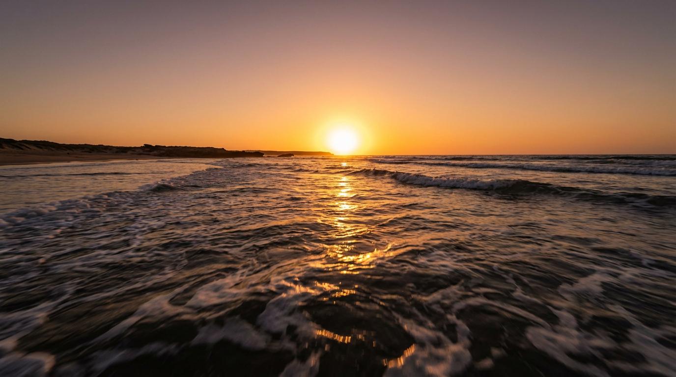 Start frame for Ocean Sunset at Golden Hour — Kling 2.5 Turbo